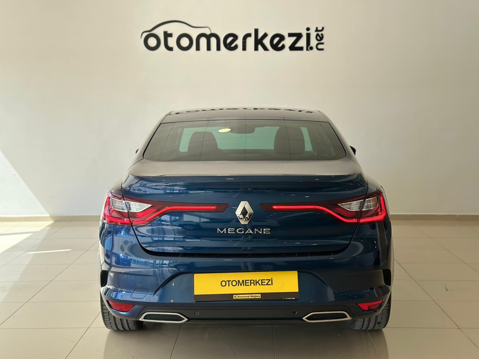 RENAULT MEGANE 8